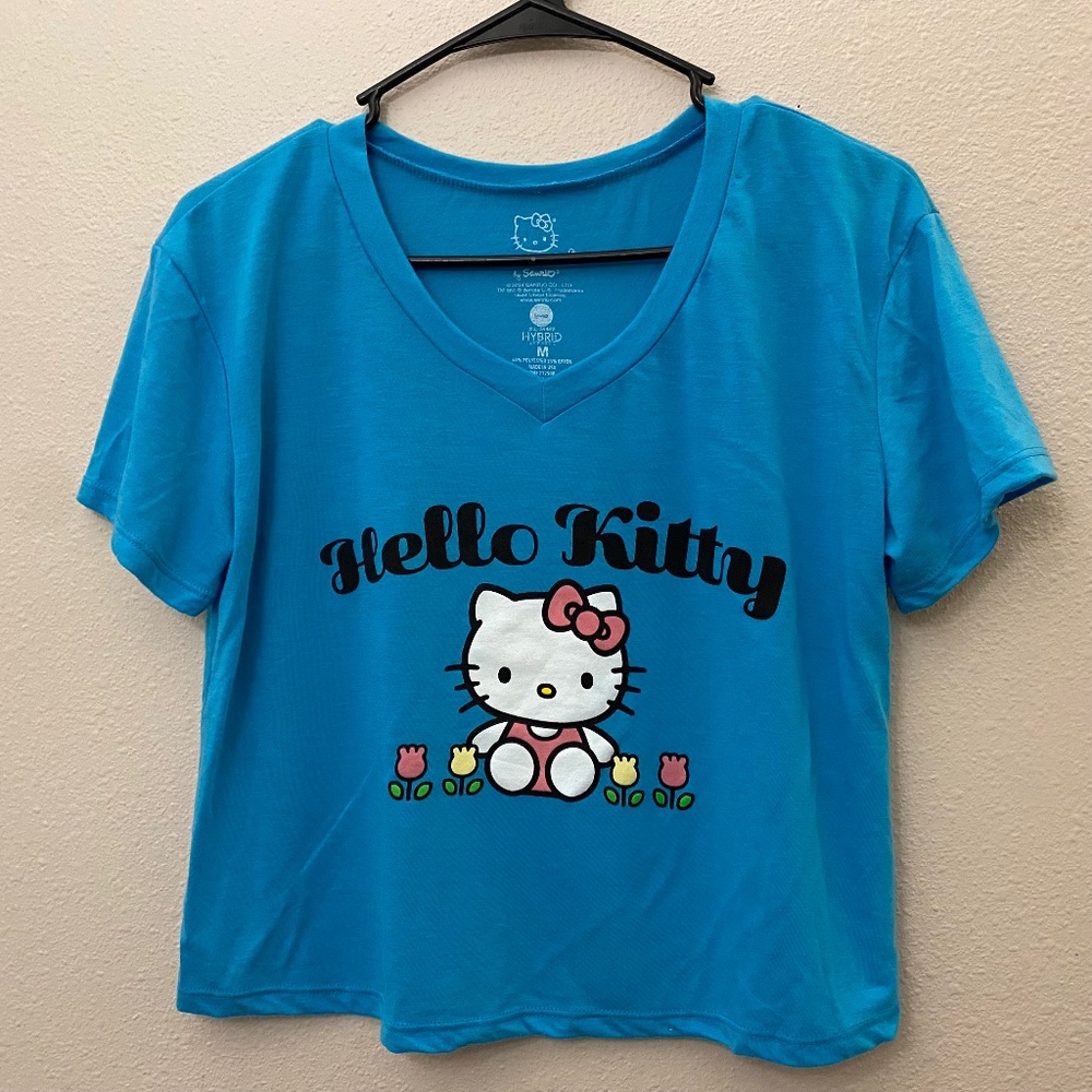 Hello Kitty Blue V Neck Cropped Tee Medium NWOT